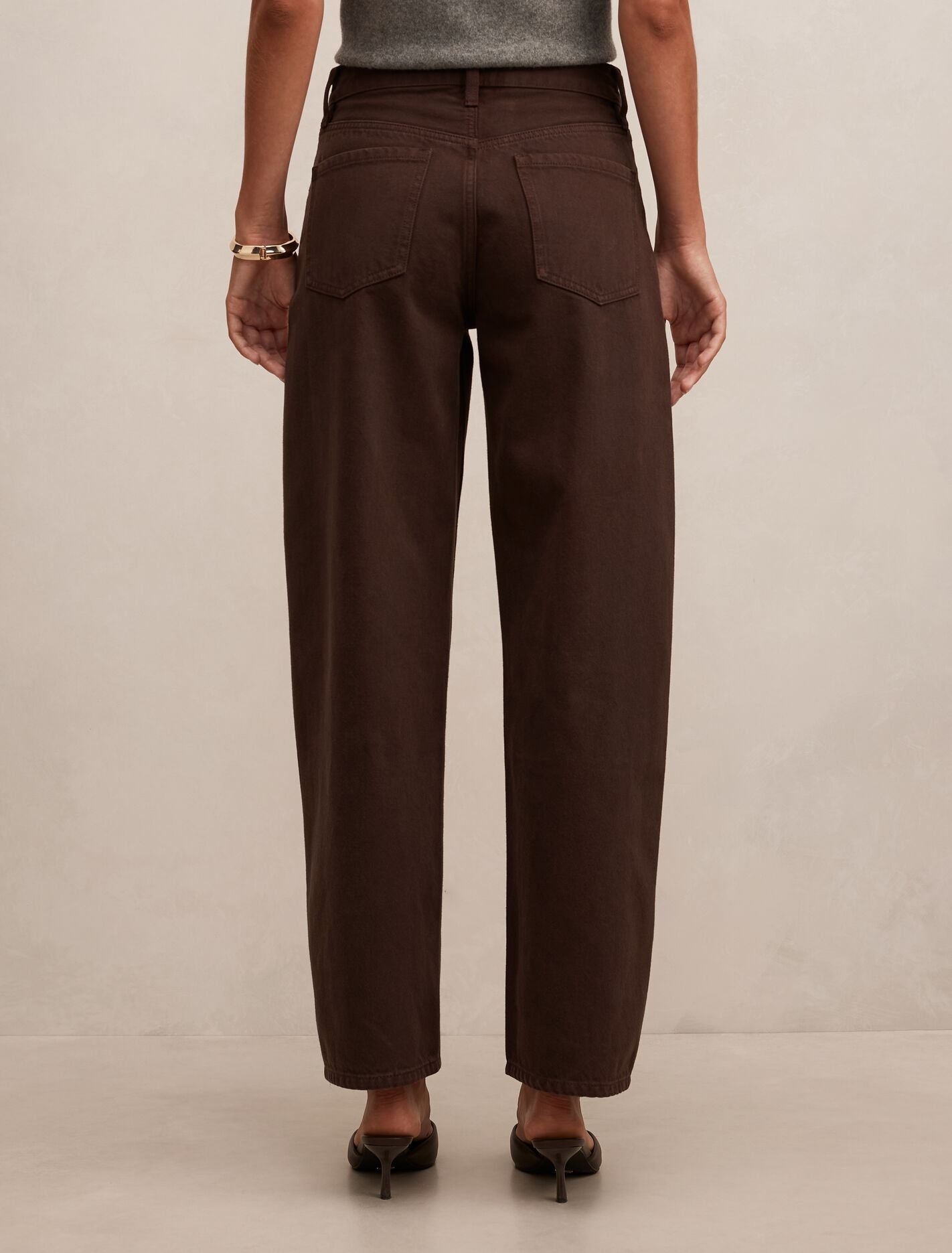 Emma Mid Rise Barrel Jean