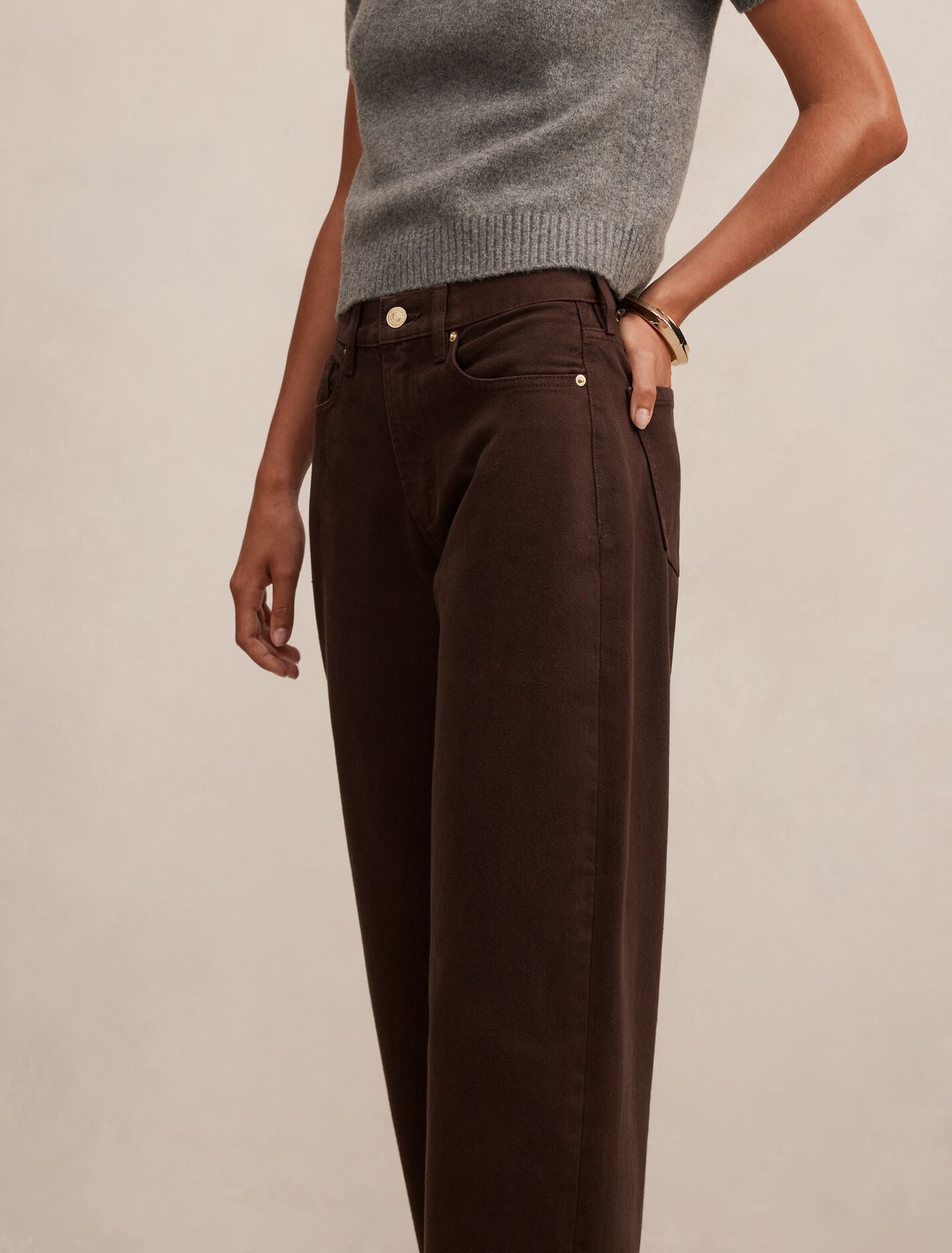 Emma Mid Rise Barrel Jean
