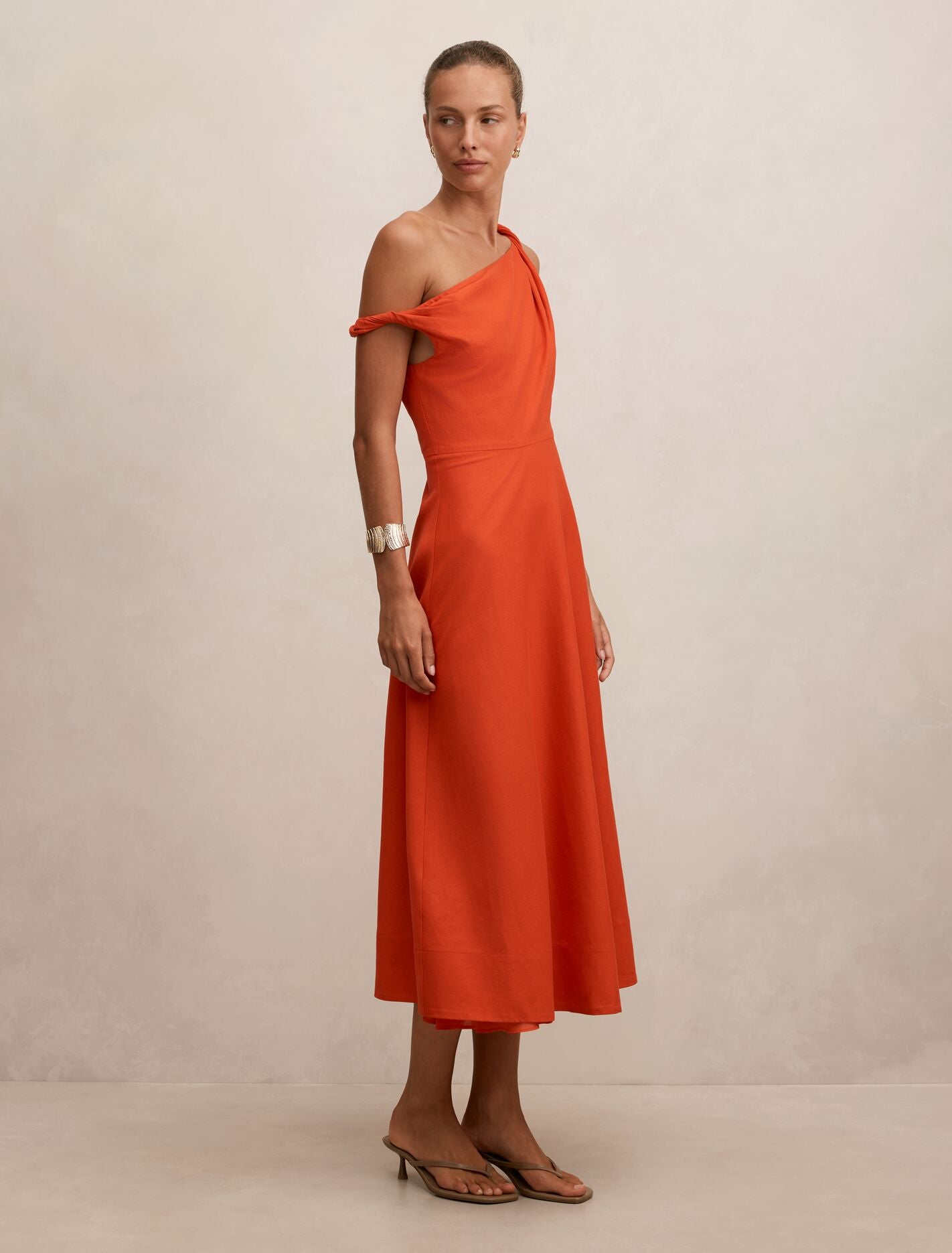Vinetta Asym Twist Midi Dress