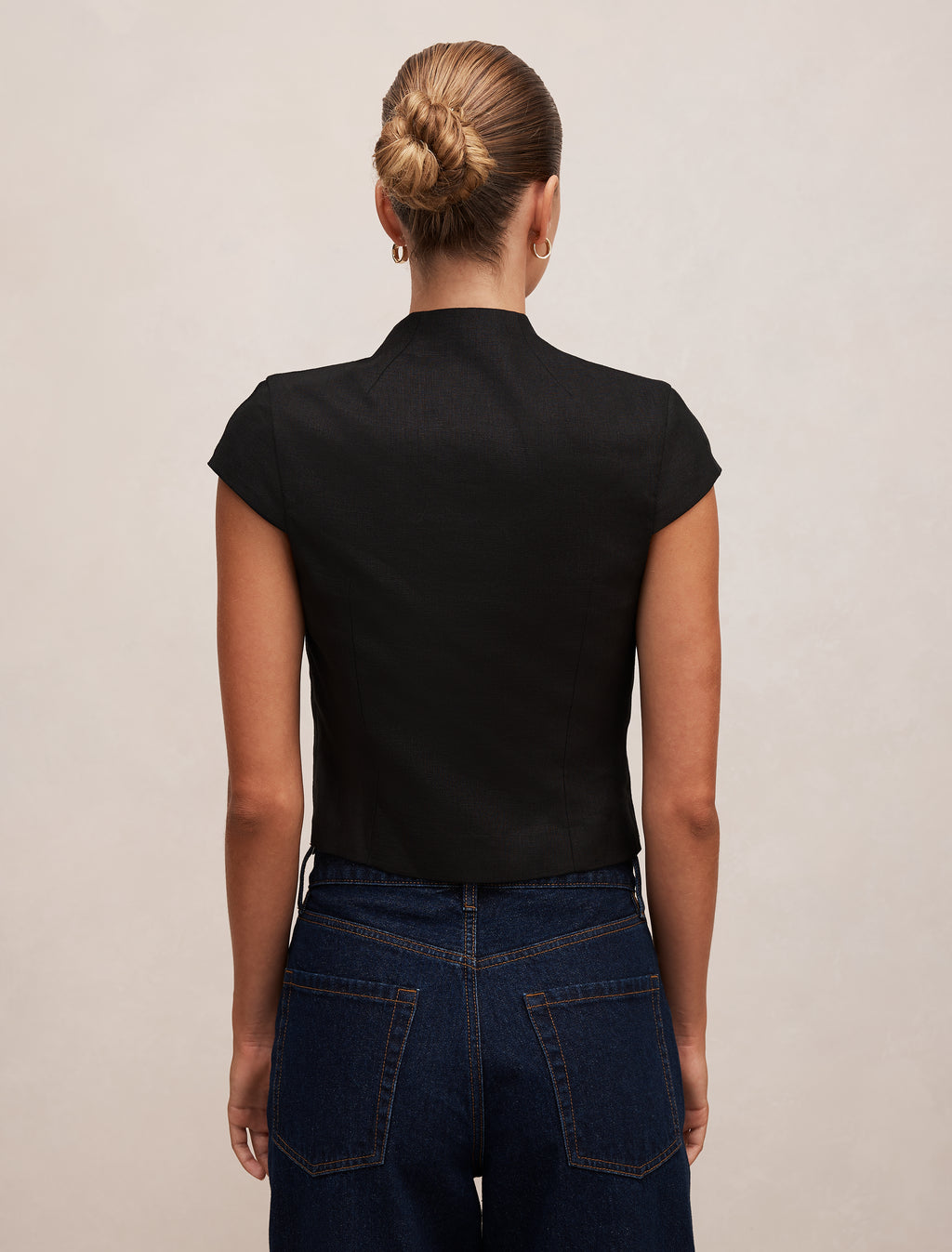 Ayla Keyhole Linen Top