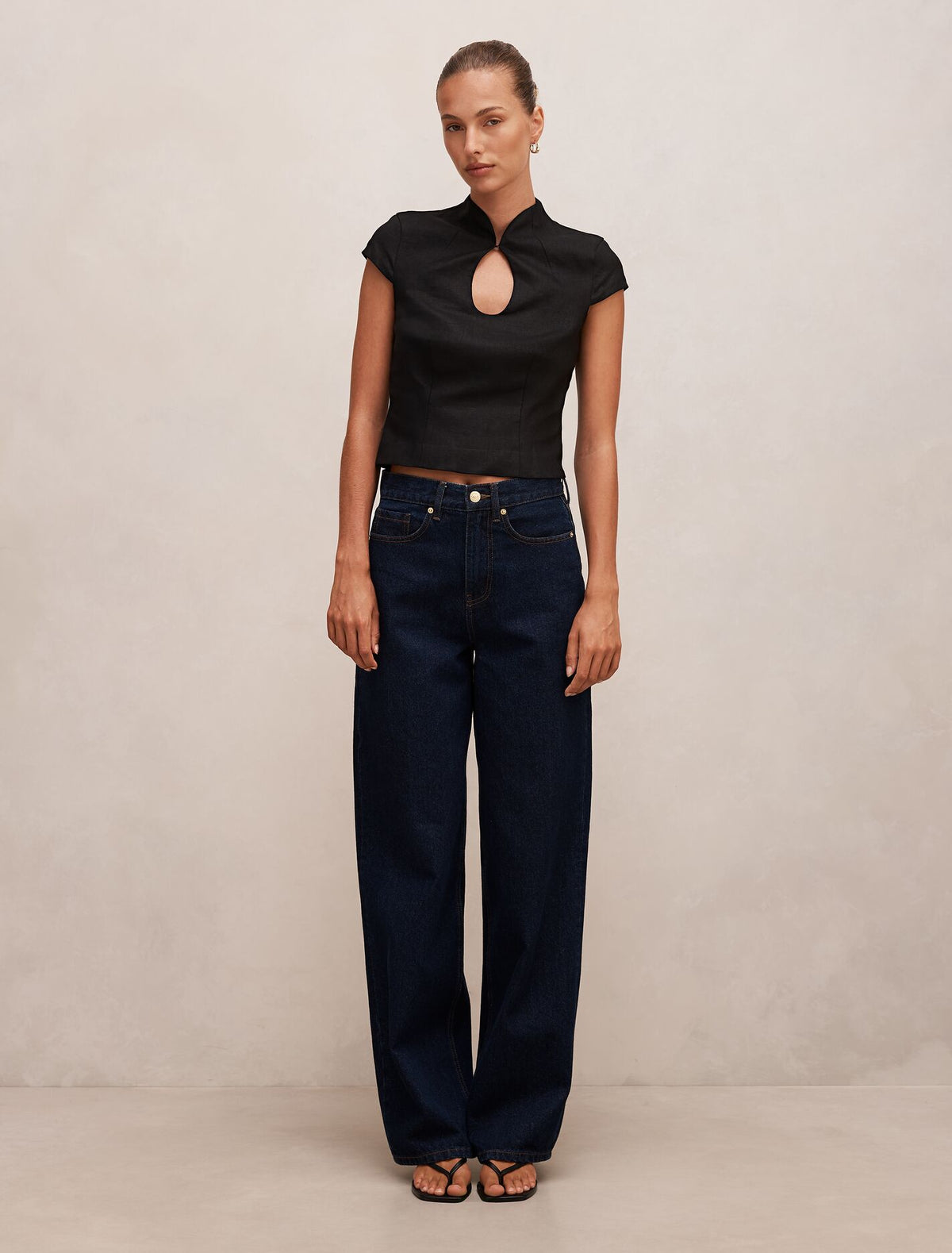 Ayla Keyhole Linen Top