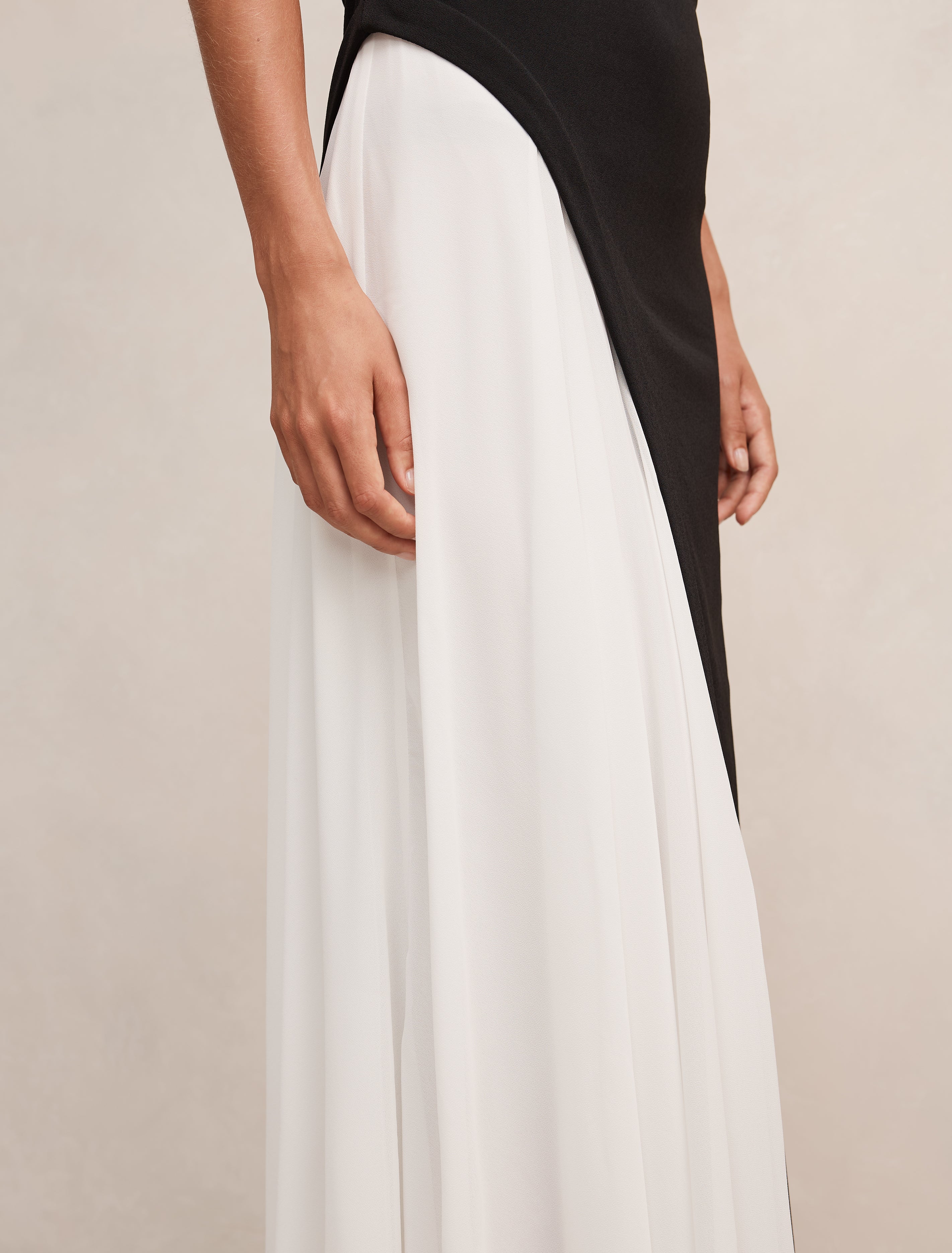 Camille Off Shoulder Contrast Maxi