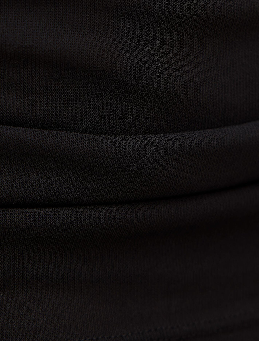 Halston Rollneck Long Sleeve
